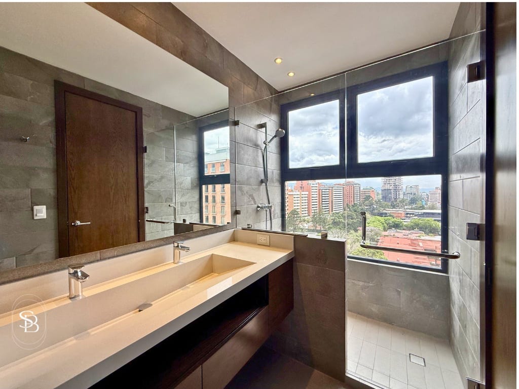 Apartamento en Venta - Santa Sofia 7a Avenida, Zona 10 — foto 5 de 9