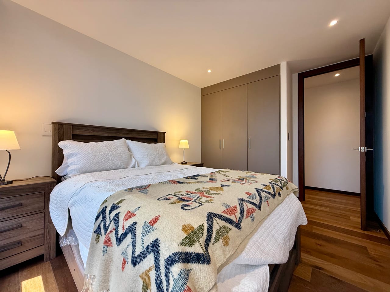 Apartamento en Renta - Saude, El Pulte Golf. Zona 16 — foto 7 de 10