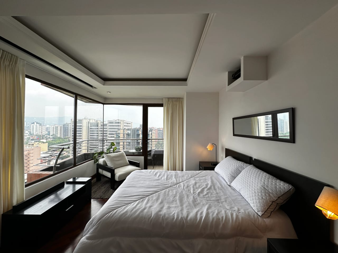Apartamento amuebaldo en Renta - Santa Maria Z.10 — foto 5 de 9